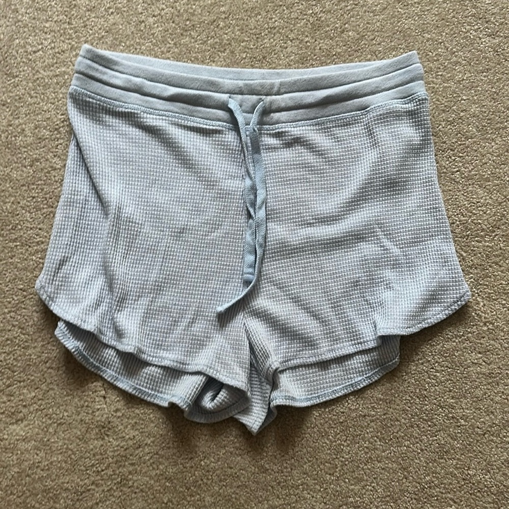 TNA Aritzia Baby Blue Waffle Knit Mid Rise Shorts Size M